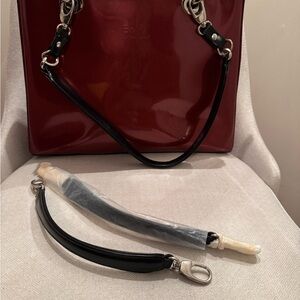 Beijo Elegant Burgundy Handbag with Black Straps